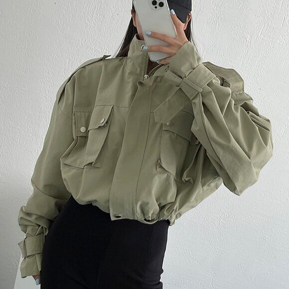 Army Green Casual Women's Flap Pocket Drop Shoulder Drawstring Hem Jacket - Picture 3 of 5